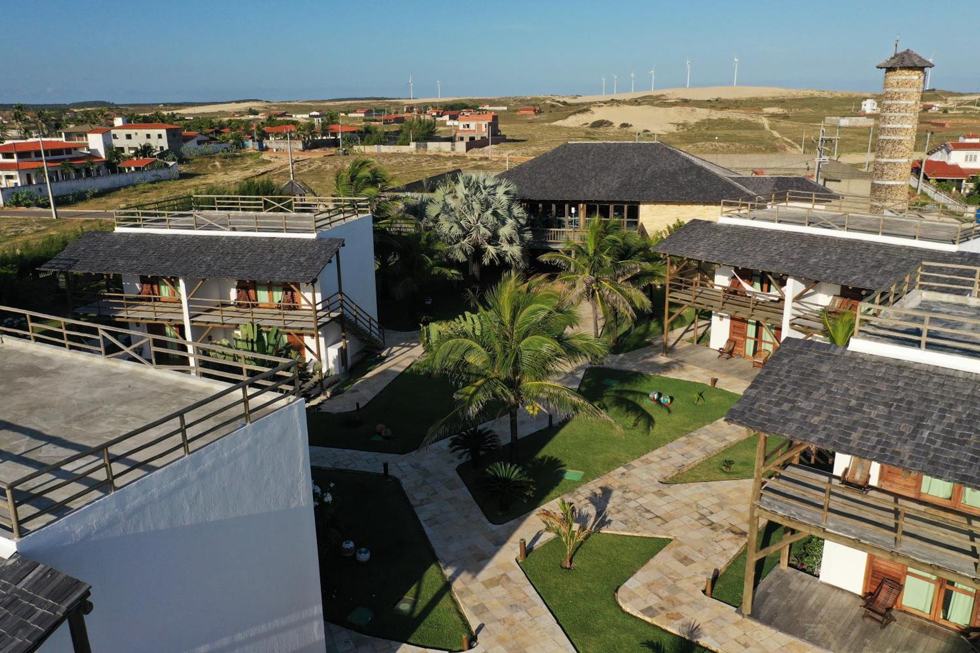 Hotel Vila Marola Taiba Exterior photo